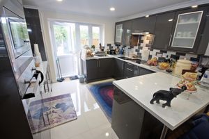 Photo 16- click for photo gallery